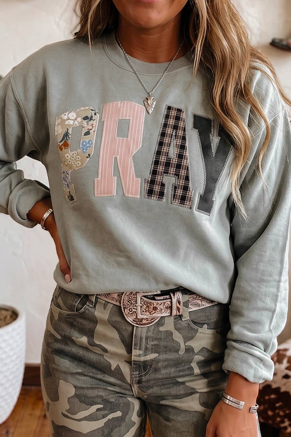 Striped PRAY Embroidered Patch Western Sweatshirt | S-4X: Coffee / M