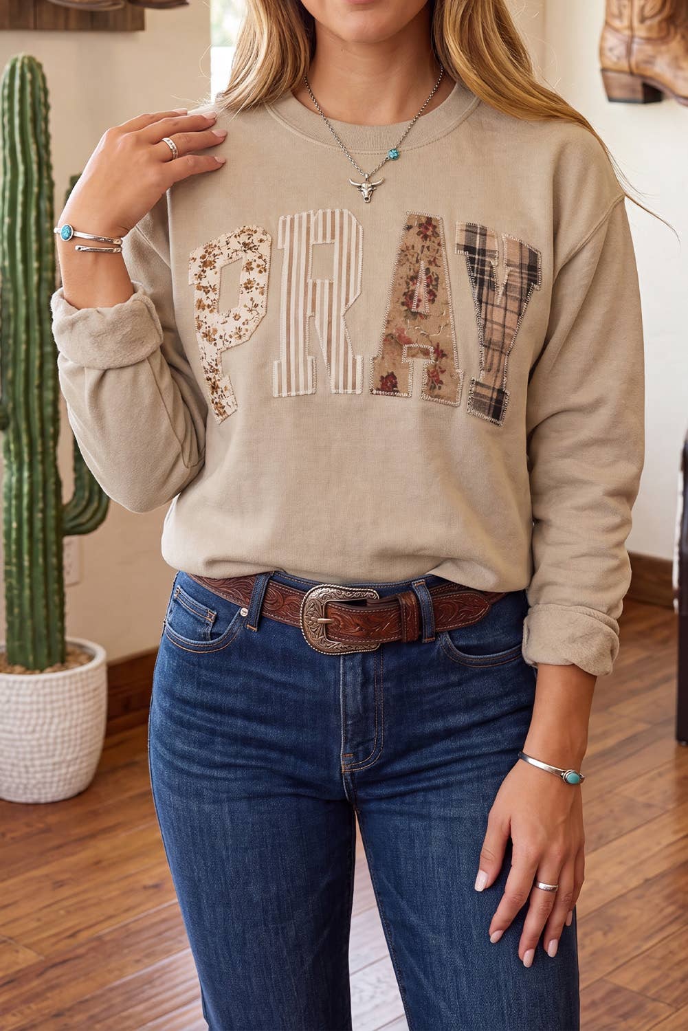 Striped PRAY Embroidered Patch Western Sweatshirt | S-4X: Coffee / L