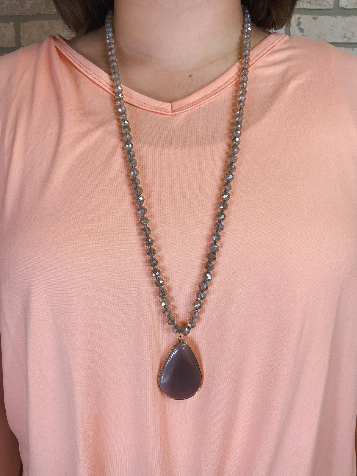 Gray Crystal Bead Necklace with Glass Stone